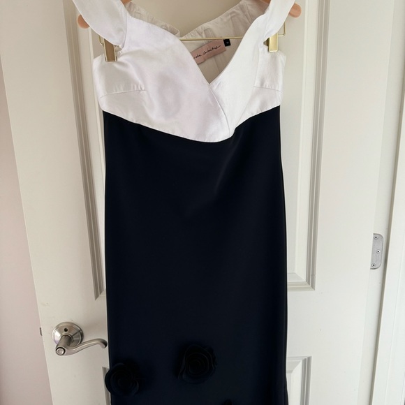 Greta Constantine Goro Off-the-Shoulder Empire Waist Gown Black & White | Size 6 - Picture 7 of 11